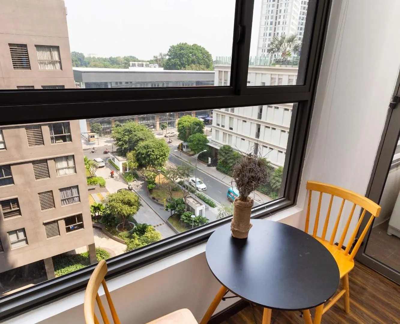 Ihome Furnished Apartments In Orchard Garden Building With Free Gym & Pool, Airport Pick-Up Service Ho Chi Minh City Vietnam