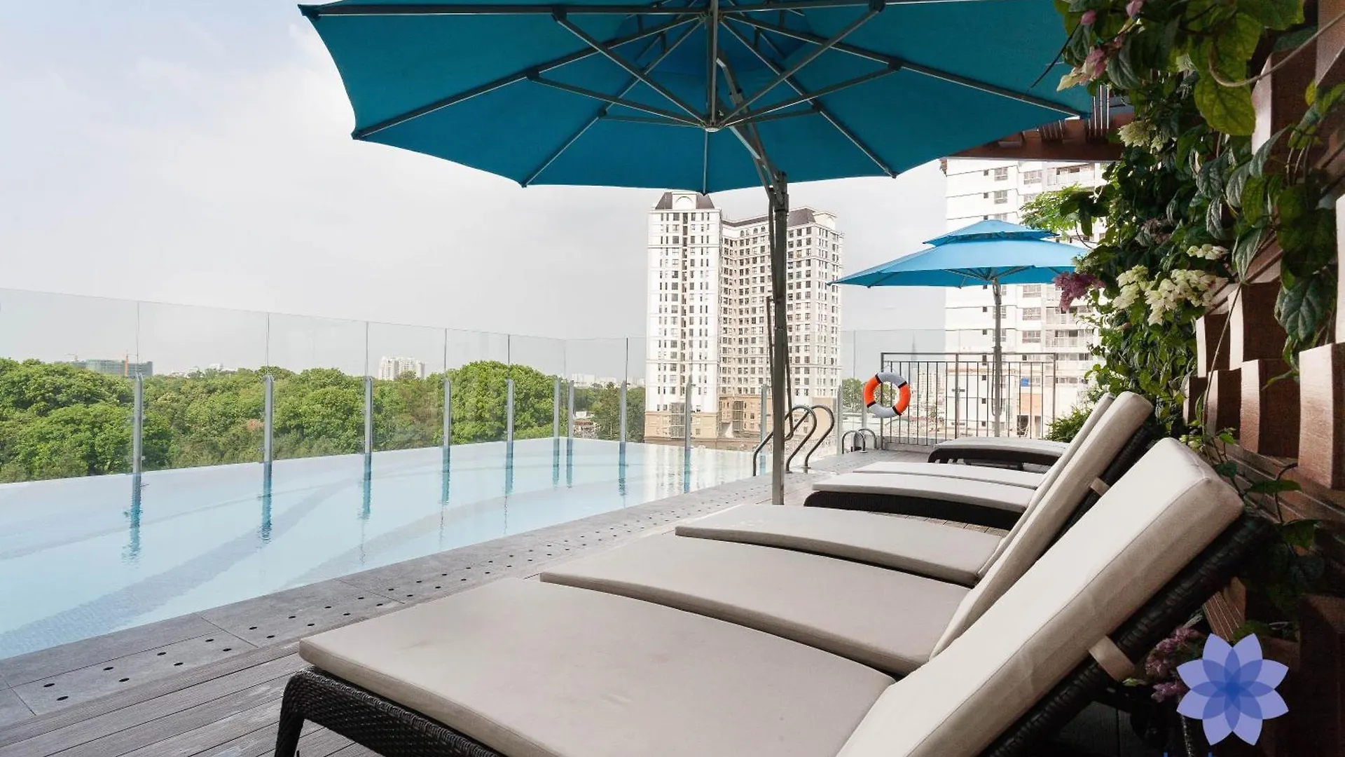 Ihome Furnished Apartments In Orchard Garden Building With Free Gym & Pool, Airport Pick-Up Service Ho Chi Minh City Vietnam