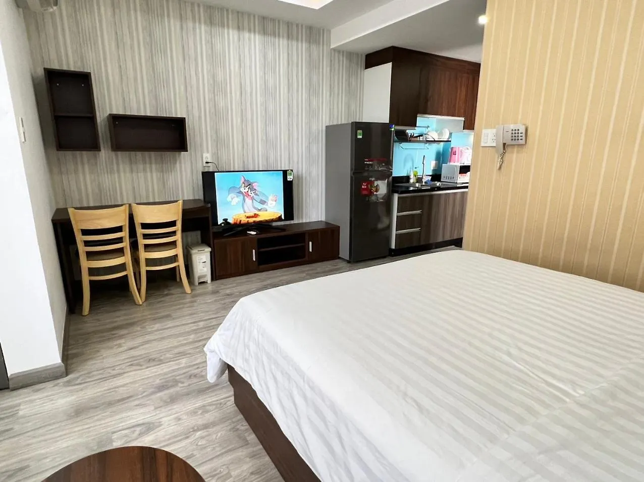 Ihome Furnished Apartments In Orchard Garden Building With Free Gym & Pool, Airport Pick-Up Service Ho Chi Minh City