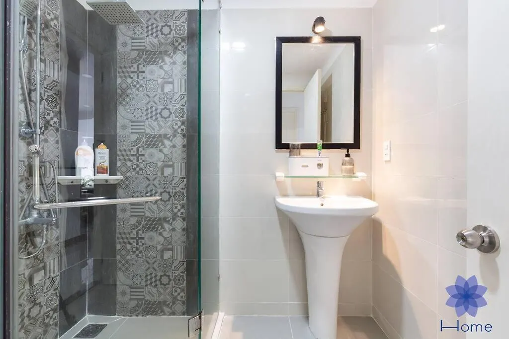 Ihome Furnished Apartments In Orchard Garden Building With Free Gym & Pool, Airport Pick-Up Service Ho Chi Minh City